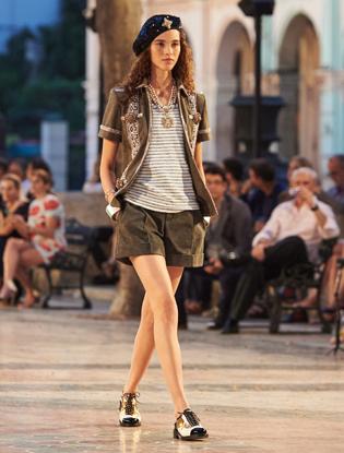 Модная революция: как прошло шоу Chanel на Кубе