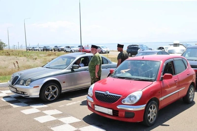 Казаки дежурят на заправках Анапы из-за топливного кризиса