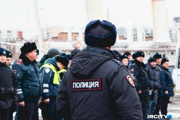 Первичный инструктаж для всех прибывших на место  | Источник: Алина Ринчино / «ИрСити»