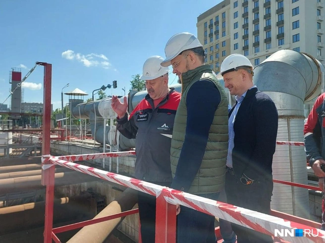 Гендиректор ГК «Моспроект-3» Константин Матвеев и заместитель губернатора Сергей Морозов | Источник: Алёна Семакина / NN.RU