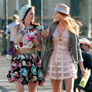 Gossip girl fashion: 10 лучших образов Блэр и Серены из «Сплетницы»