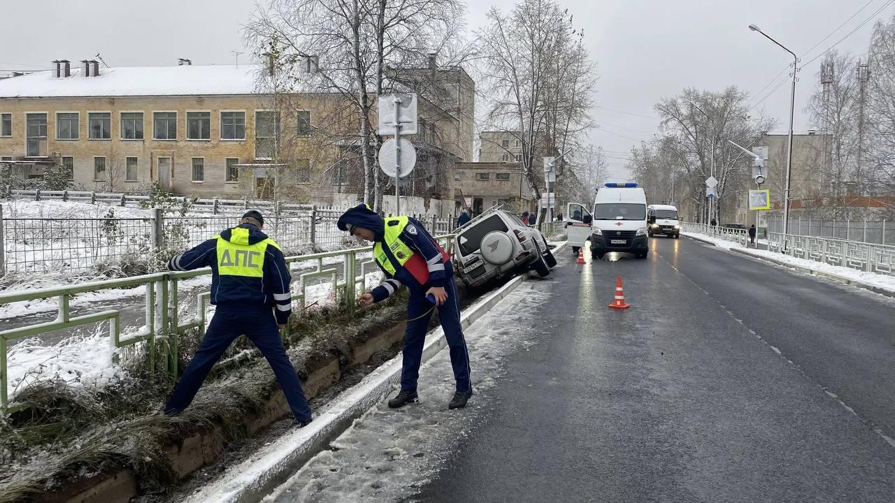 Никто не был пристегнут. Около Североуральска произошла смертельная авария