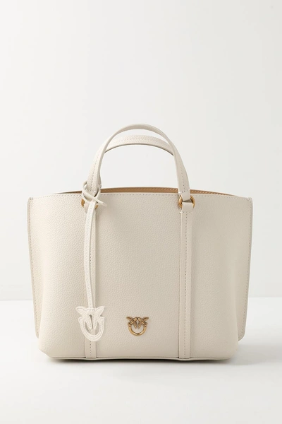 Вне офиса: как деловой стиль стал частью повседневной моды и культуры