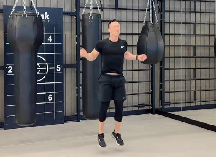 Видео: отличное упражнение для разминки перед тренировкой