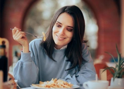 Какие продукты нельзя есть каждому знаку Зодиака, если они хотят похудеть — запомните этот список