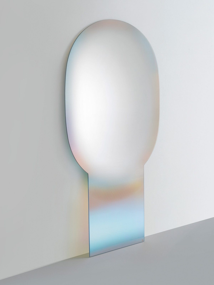 Необычные зеркала (фото 0)