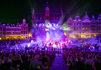 В Бельгии прошел исторический фестиваль «Оммеганг»