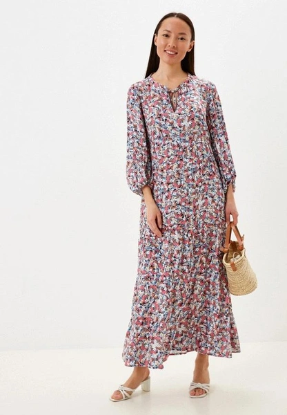 Платье HelmidgeЦена: 13 941 руб.Где купить: lamoda.ru