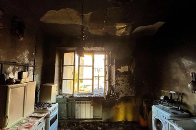 В Дзержинске из-за шалости с огнём загорелась квартира