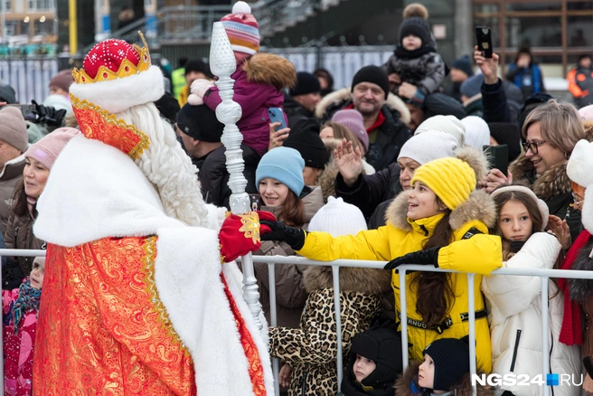 Где-то выстраивались сразу в «два этажа» | Источник: Мария Ленц / NGS24.RU