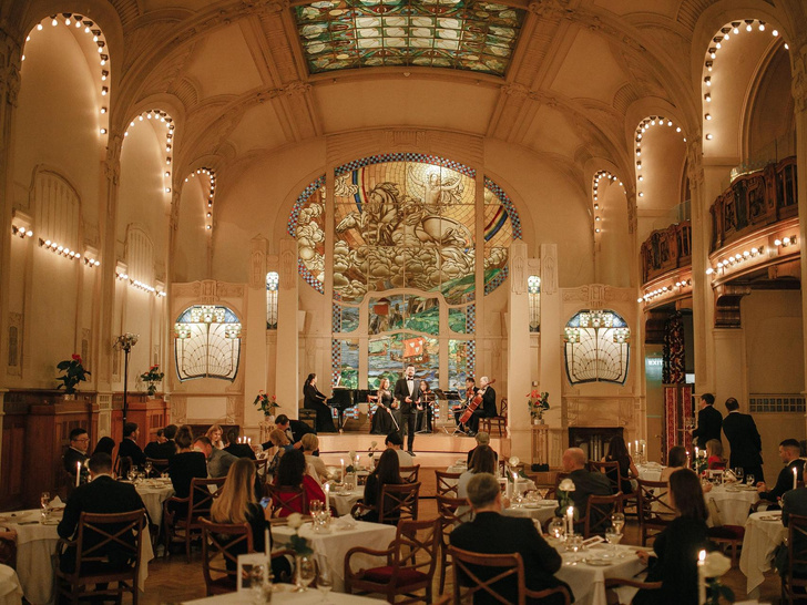 Великая музыка в атмосфере ар-нуво: почему стоит посетить «Вечер Чайковского» в Гранд Отеле Европа