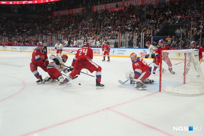 Российские спортсмены уверенно защищали свои ворота | Источник: Андрей Бортко / NGS.RU