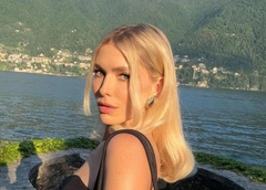 «Последствия отпуска»: Лена Перминова не стесняется выпирающего живота и двойного подбородка