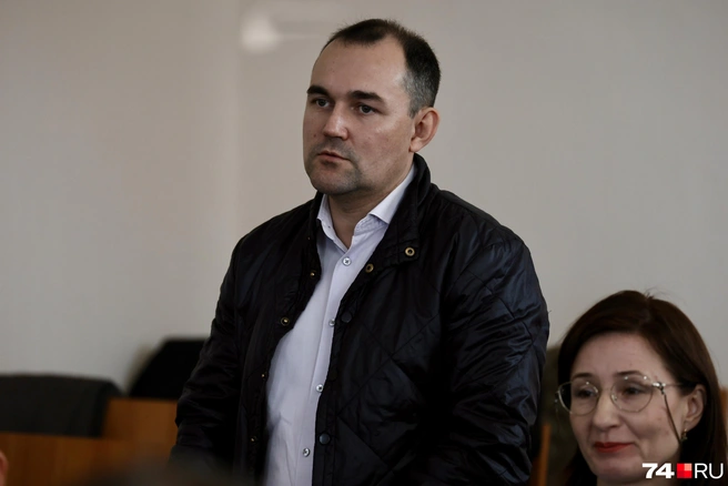 Эмиль Фаткулин сейчас занимается ремонтом и содержанием дорог в Сосновском районе | Источник: Михаил Шилкин
