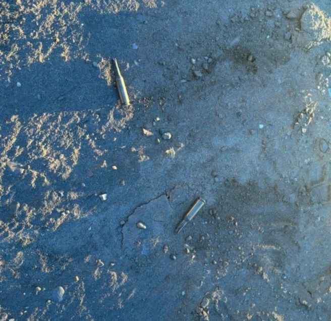 На месте стрельбы остались гильзы | Источник: «У нас на Шлюзе» / Телеграм