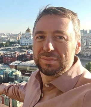 Владиславу Бакальчуку предъявлены обвинения в убийстве, Татьяна Бакальчук обратилась к мужу в слезах
