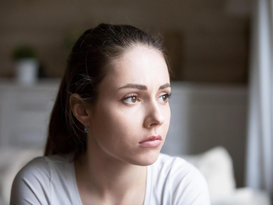Травмы и боли: 5 причин, почему вы внезапно стали скучать по прошлому | marieclaire.ru