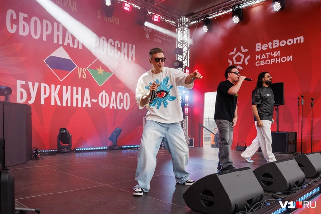 «Корни» ждали все! | Источник: Алексей Волхонский / V1.RU