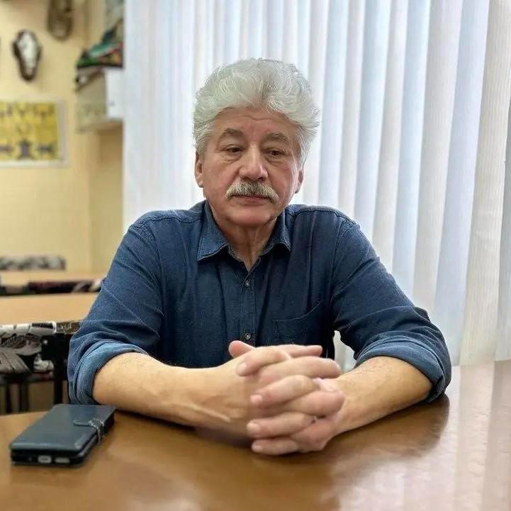 <p>Дмитрий Беленюк</p>