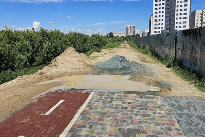 На набережной Тобола образовалась «дыра» у ЖК «Тихий берег»