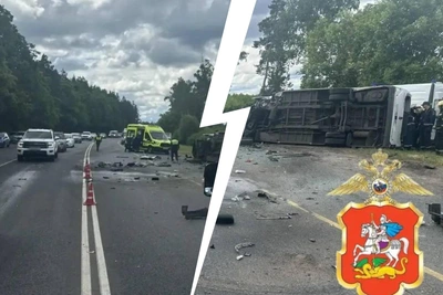 В Подмосковье автобус перевернулся: один погиб, восемь ранены