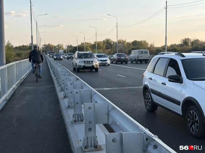 Еще раз напомним&nbsp;— мост вверху перекрывать с большой долей вероятности не будут | Источник: Николай Сальников / 56.RU