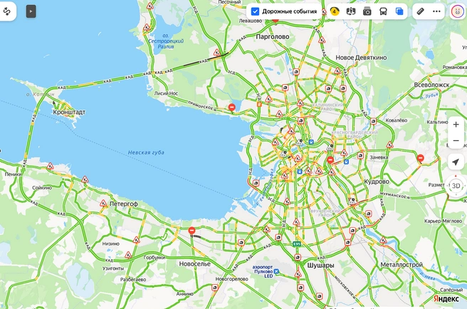 Утро 3 июня в Петербурге отметилось удивительно свободными дорогами. Но пробки встали на КАД и Пулковском | Источник: Яндекс.Карты