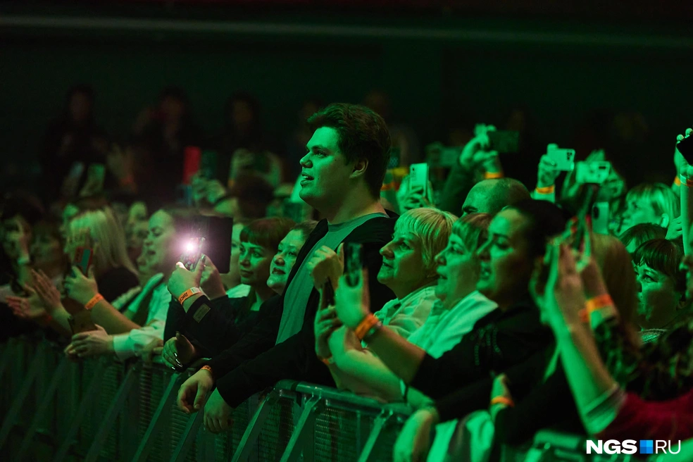 Стадион был практически полный  | Источник: Александр Ощепков / NGS.RU 