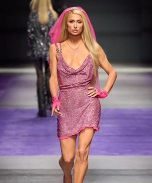 Ирина Шейк, Пэрис Хилтон, Эмили Ратаковски и другие супермодели на показе Versace