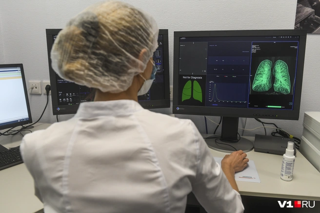 Симптомы поражения легких сходны у многих заболеваний | Источник: Артем Устюжанин / E1.RU