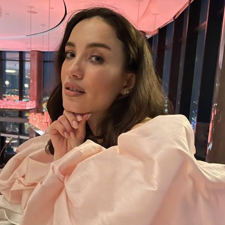 Без кредитов и ипотеки: Виктория Дайнеко показала новый дом в элитном подмосковном поселке