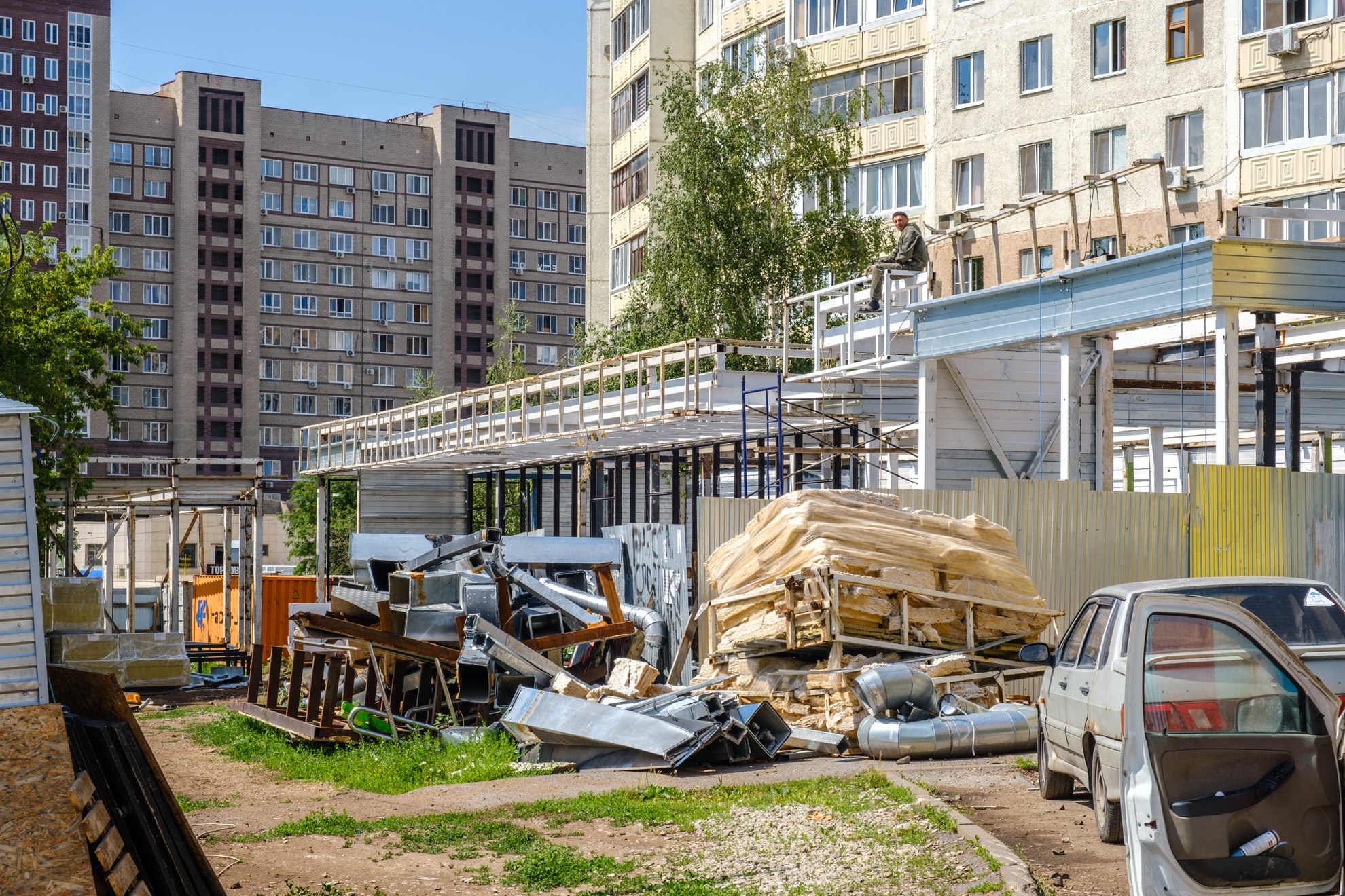 В Уфе снесли торговые павильоны и перекопали улицы Софьи Перовской и  Степана Кувыкина - 24 июня 2024 - УФА1.ру