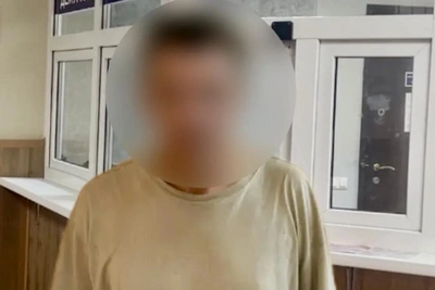 Полиция Сочи задержала мужчину, ночевавшего в подъезде