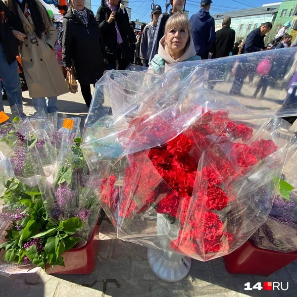 Букеты стоили от 400 до 600 рублей | Источник: Надежда Ефимова / 14.RU