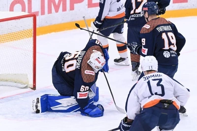 Orsk's Yuzhny Ural exchanges goalkeepers with Samara's CSK VVS