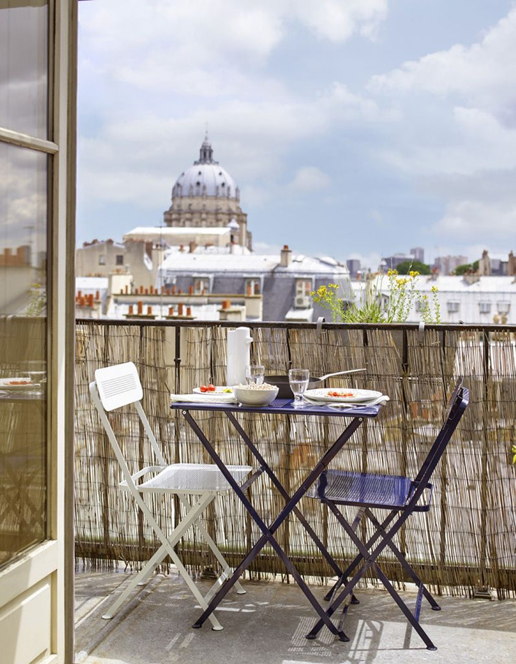 Лето в городе: 15 идей для уютного балкона (фото 16)