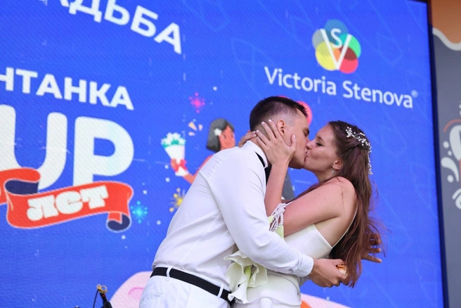 На одной волне с любовью. Номинация «SUP-свадьба» ищет счастливые пары | Источник: «Фонтанка.ру»