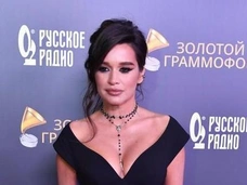 От принцессы в пышном платье до элегантной дивы: Ксения Бородина и ее три свадебных платья
