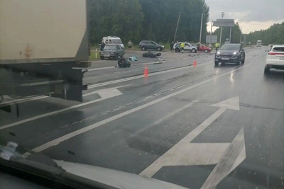 В Нижегородской области фура столкнулась с мотоциклом: мотоциклист погиб