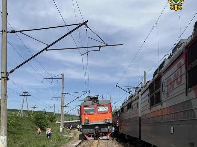Пассажирский поезд сошел с рельсов в Саратовской области | Источник: Южная транспортная прокуратура
