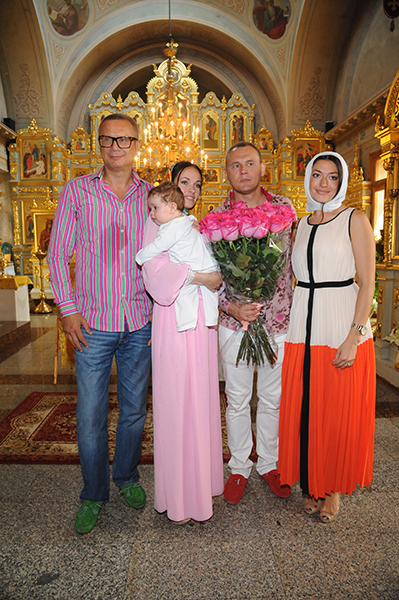 Андрей Ковалев, Евгения Шамаева с сыном Ваней, Степан Меньщиков и подруга семьи Ольга