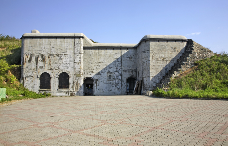 Hills, forts and bridges: what to do in Vladivostok