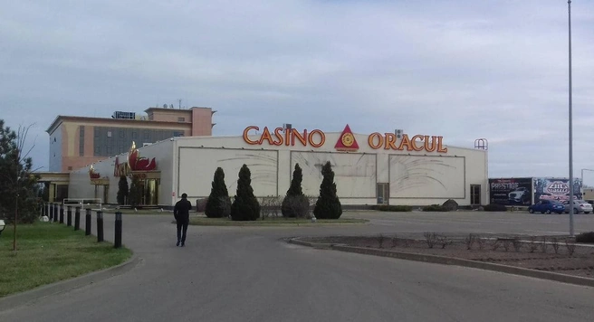 А это «Оракул» в 2017 году | Источник: Макар Панов / Google Maps