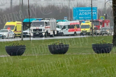 ДТП на Пулковском: у маршрутки поврежден бампер