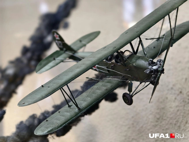 Это самолёт У-2 (он же По-2)&nbsp;— создавался как учебный | Источник: Булат Салихов / UFA1.RU