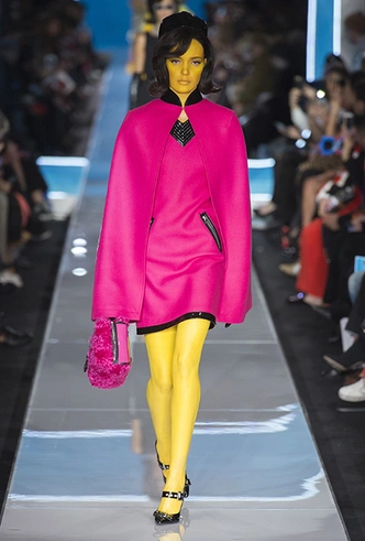 50 оттенков Джеки Кеннеди: Moschino FW18-19