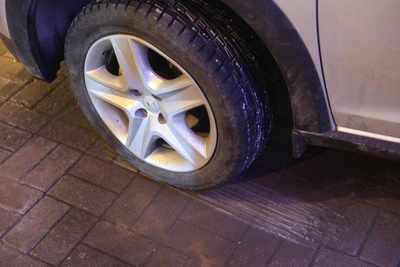 Ночное ДТП в Артёме: авто влетело в толпу
