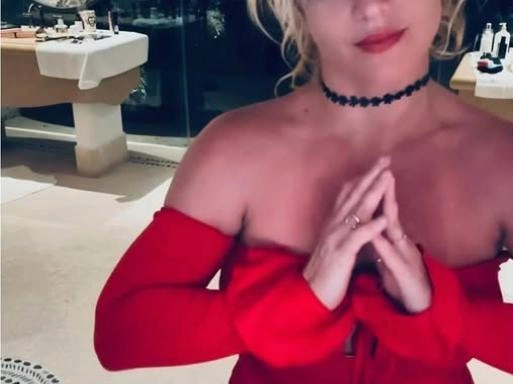 Современная Бритни Спирс пугает фанатов своими публикациями | Источник: britneyspears / Instagram (экстремистская организация, деятельность запрещена на территории РФ)