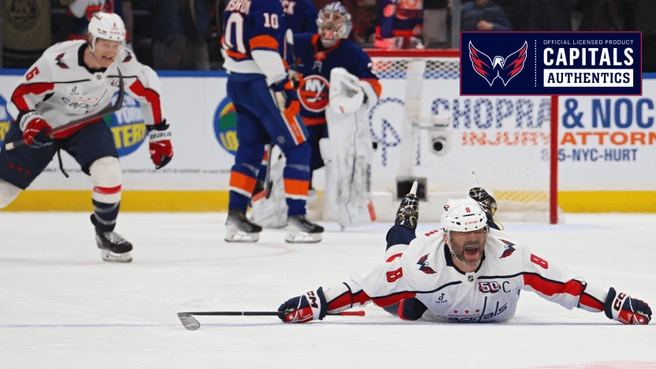 Овечкин празднует 895-ю шайбу в регулярных сезонах НХЛ | Источник: сайт НХЛ