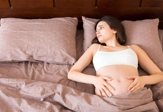 «Муж долго хотел ребенка, но как только я забеременела — оставил без поддержки и секса»